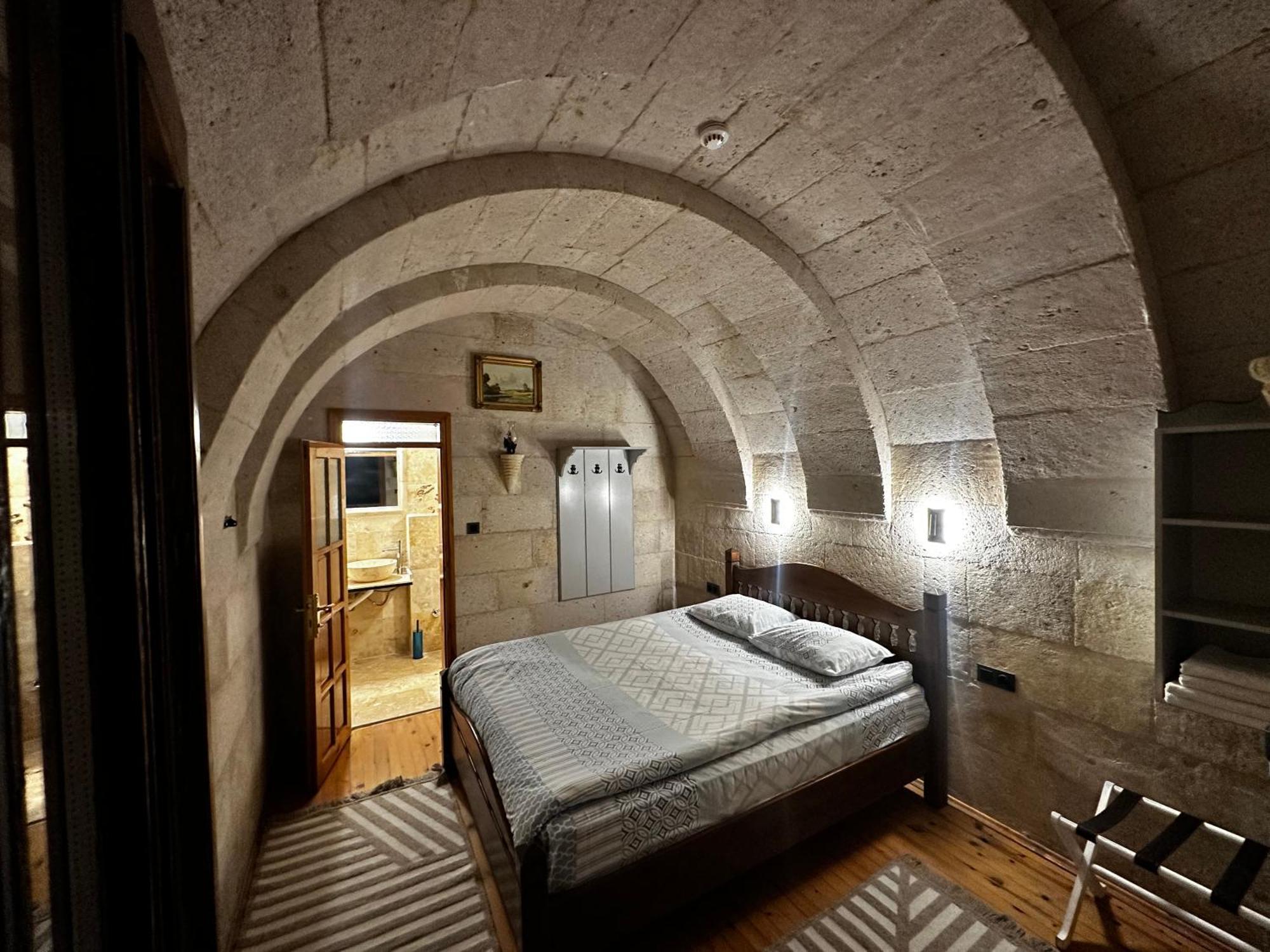 Anatolia Raymonde Cave House Hotel Üçhisar Exterior foto